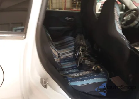 2014 Jeep Cherokee Latitude from USA, damaged, VIN 1C4PJMCS1EW121625